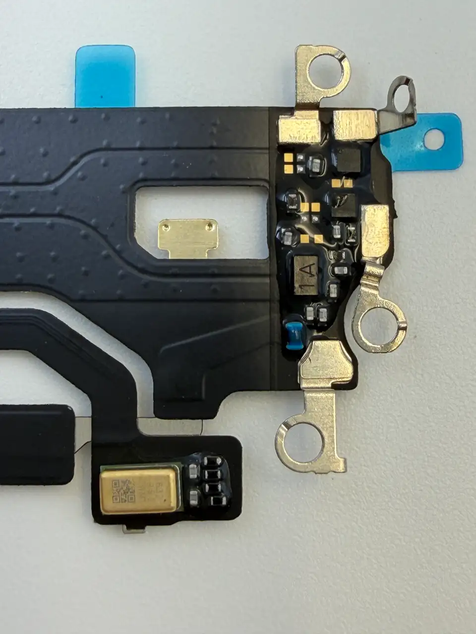 High Quality Compatible iPhone 13 Pro Max Charging Port Flex Cable photograph 6