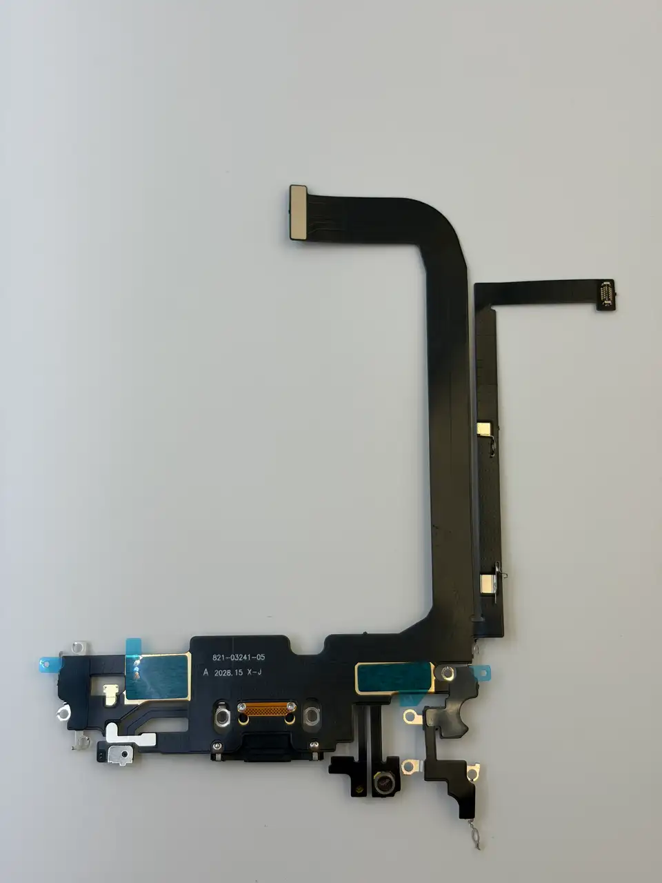 High Quality Compatible iPhone 13 Pro Max Charging Port Flex Cable photograph 9