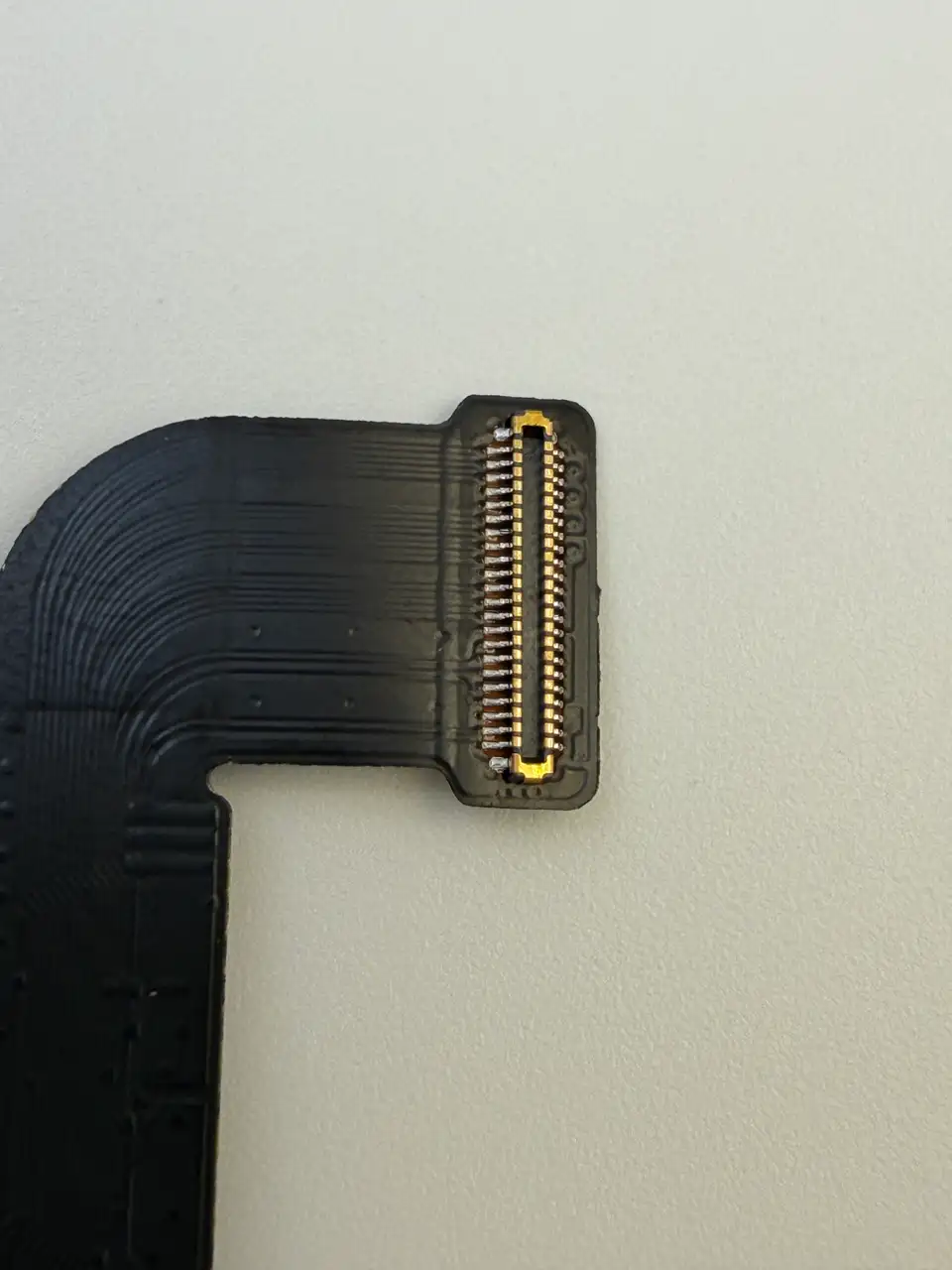 High Quality Compatible iPhone 14 Pro Max Charging Port Flex Cable photograph 6