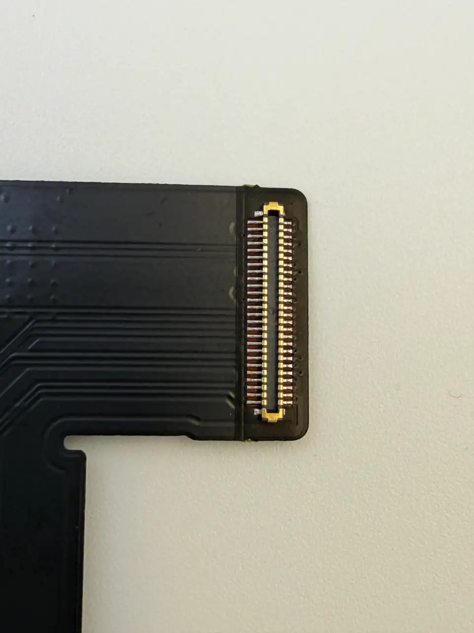 High Quality Compatible iPhone 15 Pro Max Charging Port Flex Cable photograph 5
