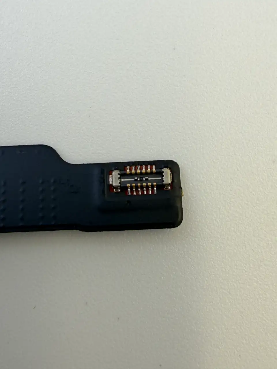 High Quality Compatible iPhone 15 Pro Max Charging Port Flex Cable photograph 6