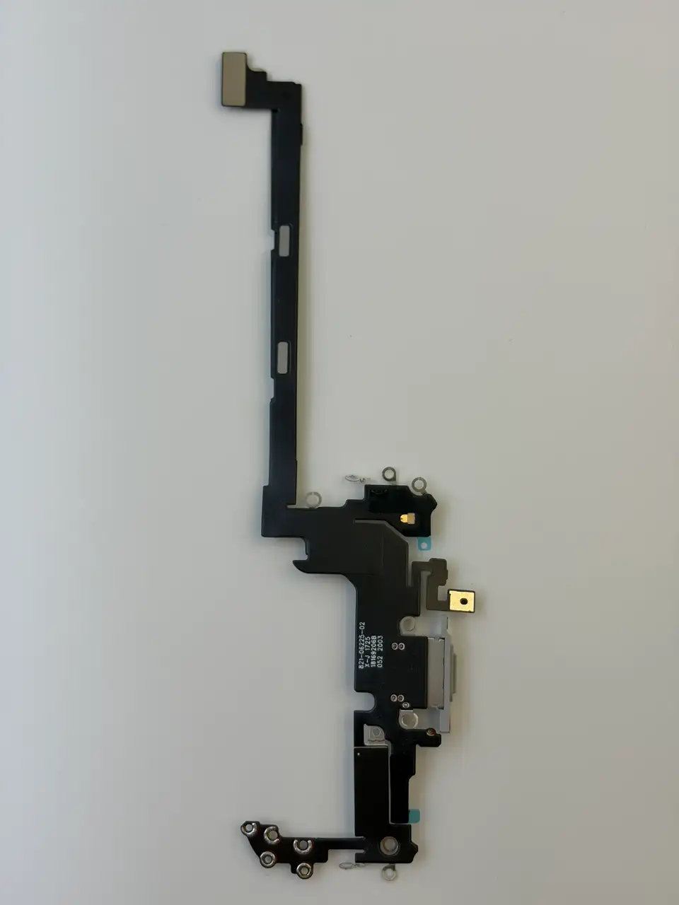 High Quality Compatible iPhone 17 Pro (US) Charging Port Flex Cable photograph 8