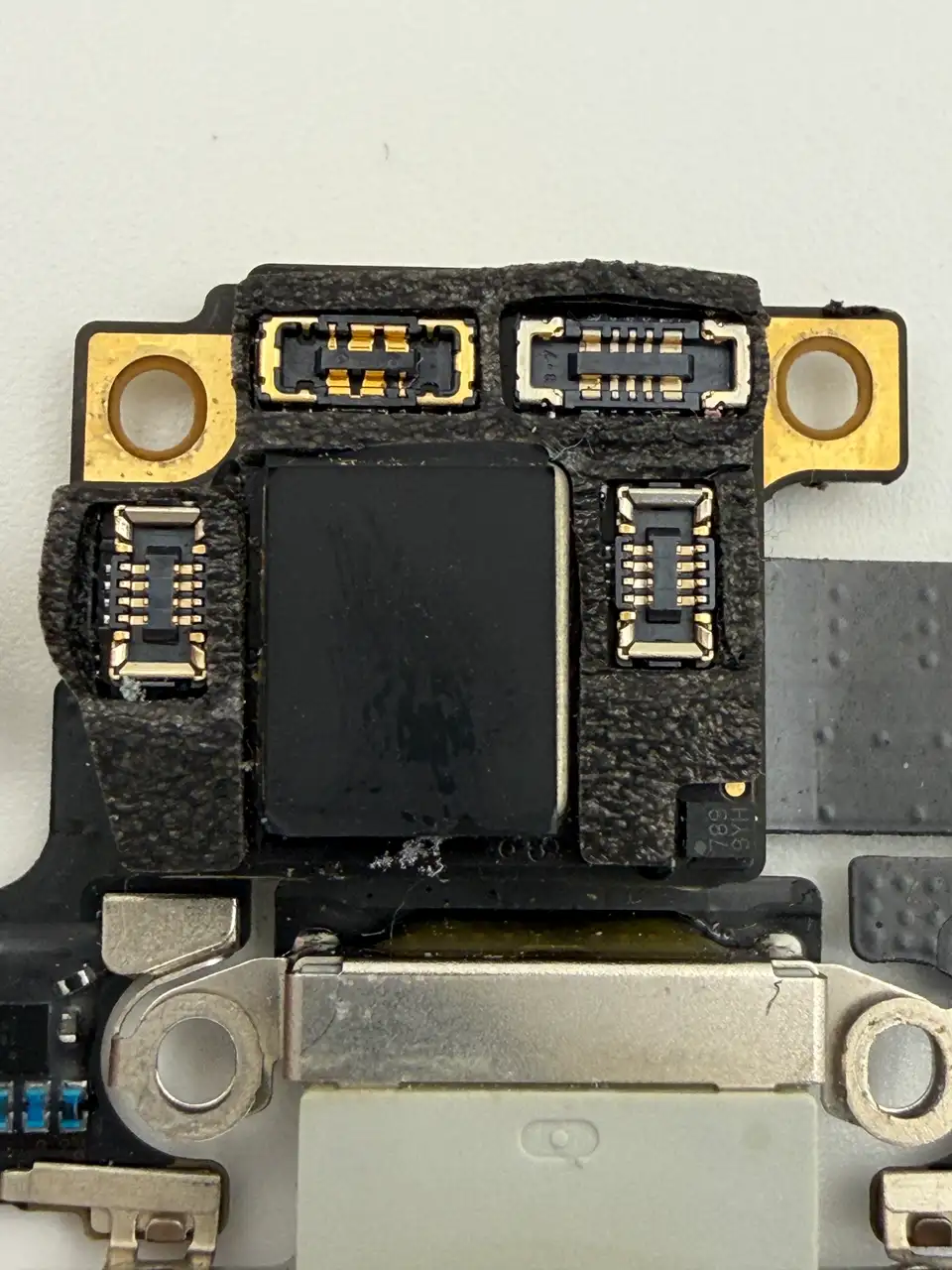 Original Pulled iPhone 11 Pro Max Charging Port Flex Cable photograph 2