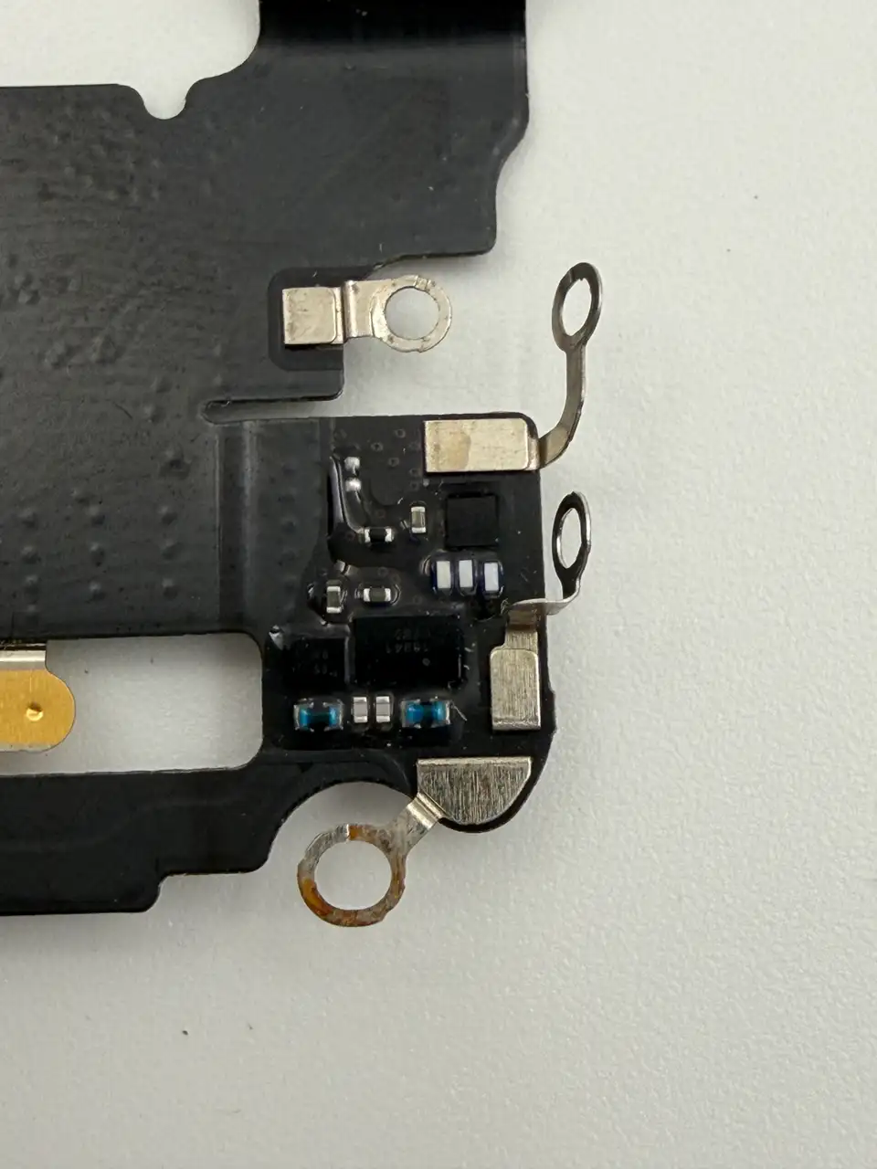Original Pulled iPhone 11 Pro Max Charging Port Flex Cable photograph 5