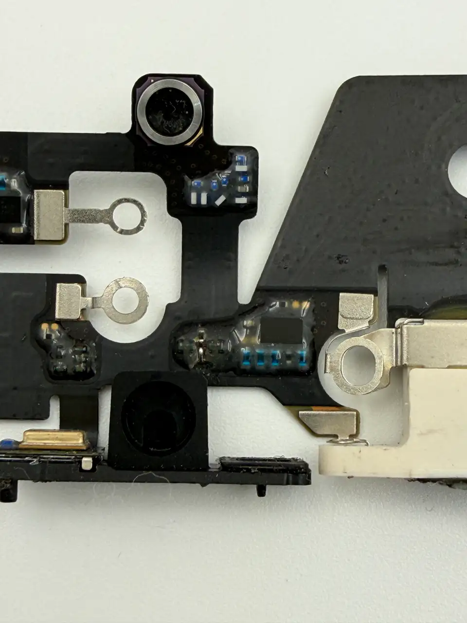 Original Pulled iPhone 11 Charging Port Flex Cable photograph 2