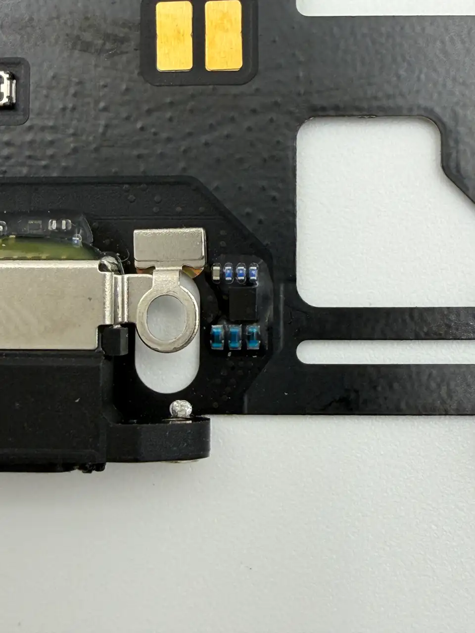 Original Pulled iPhone 12 Pro Max Charging Port Flex Cable photograph 3