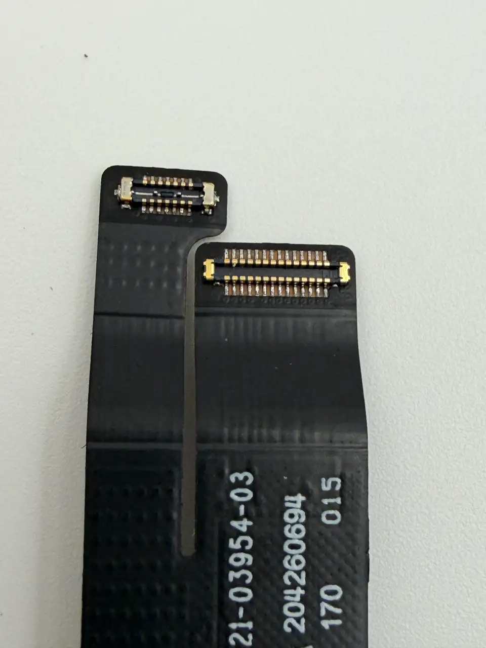 Original Pulled iPhone 14 Plus Charging Port Flex Cable photograph 4
