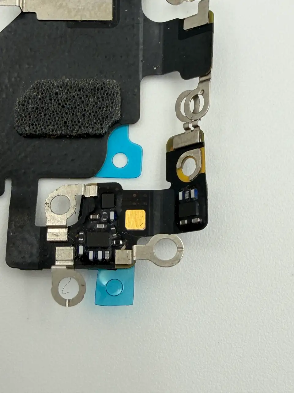 Original Pulled iPhone 15 Charging Port Flex Cable photograph 4
