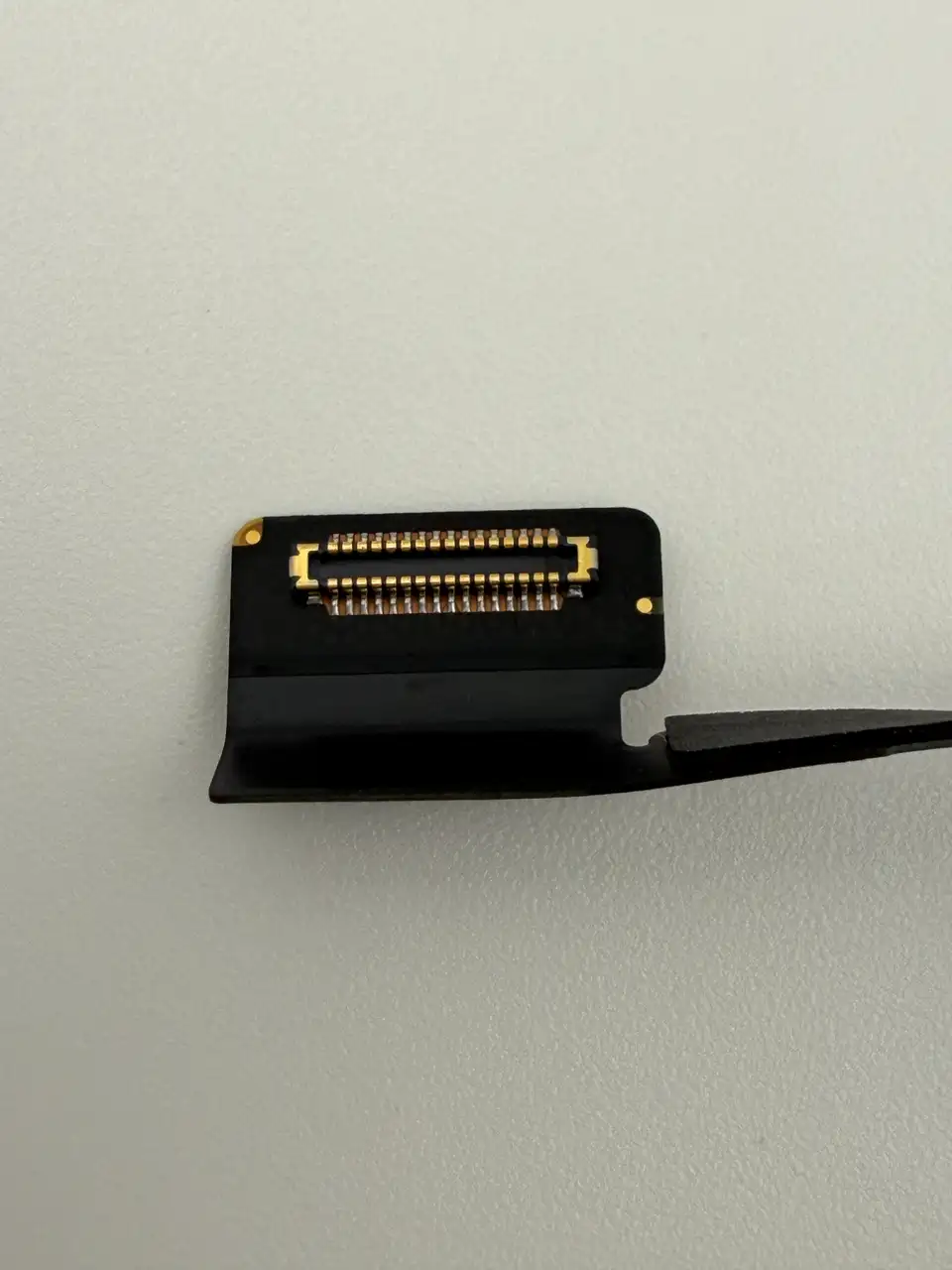 Original Pulled iPhone 17 Air Charging Port Flex Cable photograph 4