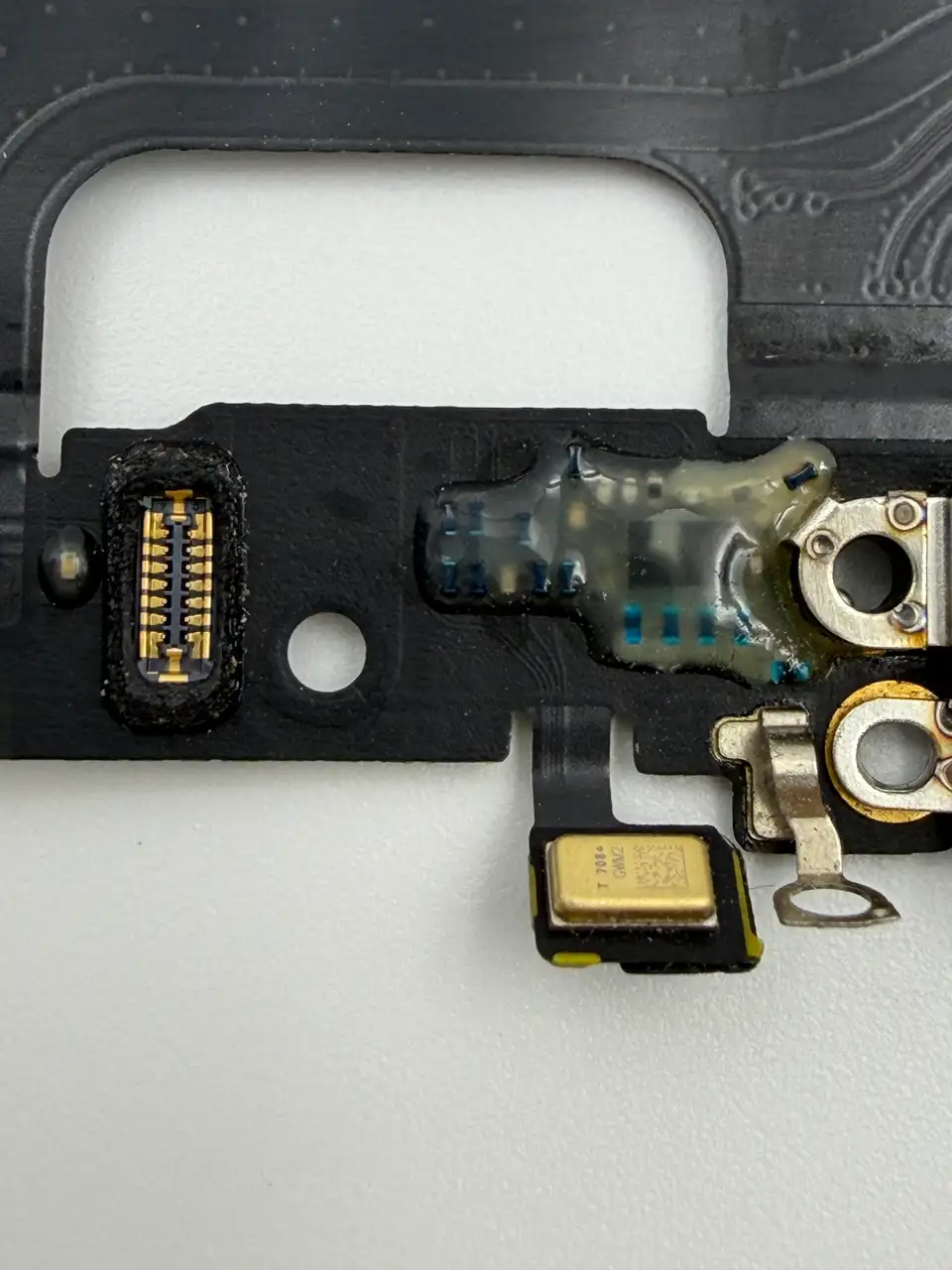 Original Pulled iPhone 7 Plus Charging Port Flex Cable photograph 2